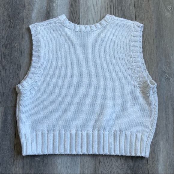 [SOLD] Zara Sweater Tank - Picture 6 of 6